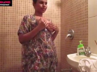 Nghiệp dư ấn độ babes giới tính phim cây huệ sự thủ dâm trong tắm