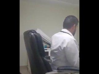 Puta colombiana se coge al medical man