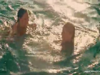 Kelly Brook & Jessica Szohr Nude & sexy - Piranha